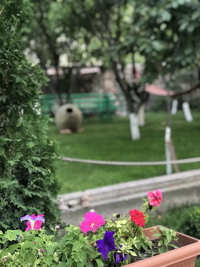 Commune Hotel Garni Exterior foto